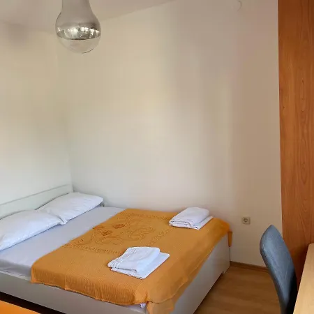 Dado Apartment *