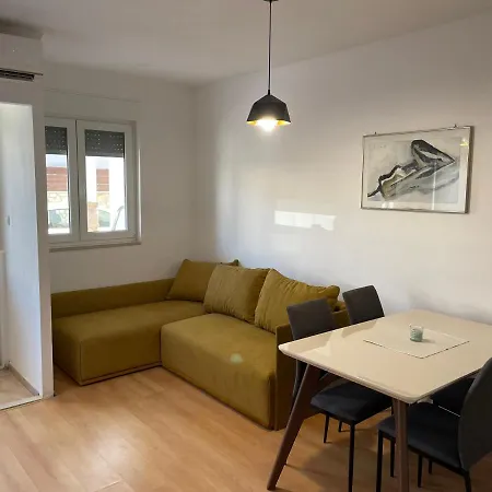 Dado Apartment